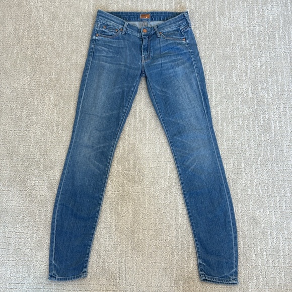 Mother “The Looker Crop” in “Rancho Diablo” medium wash denim jeans skinny - Picture 4 of 9